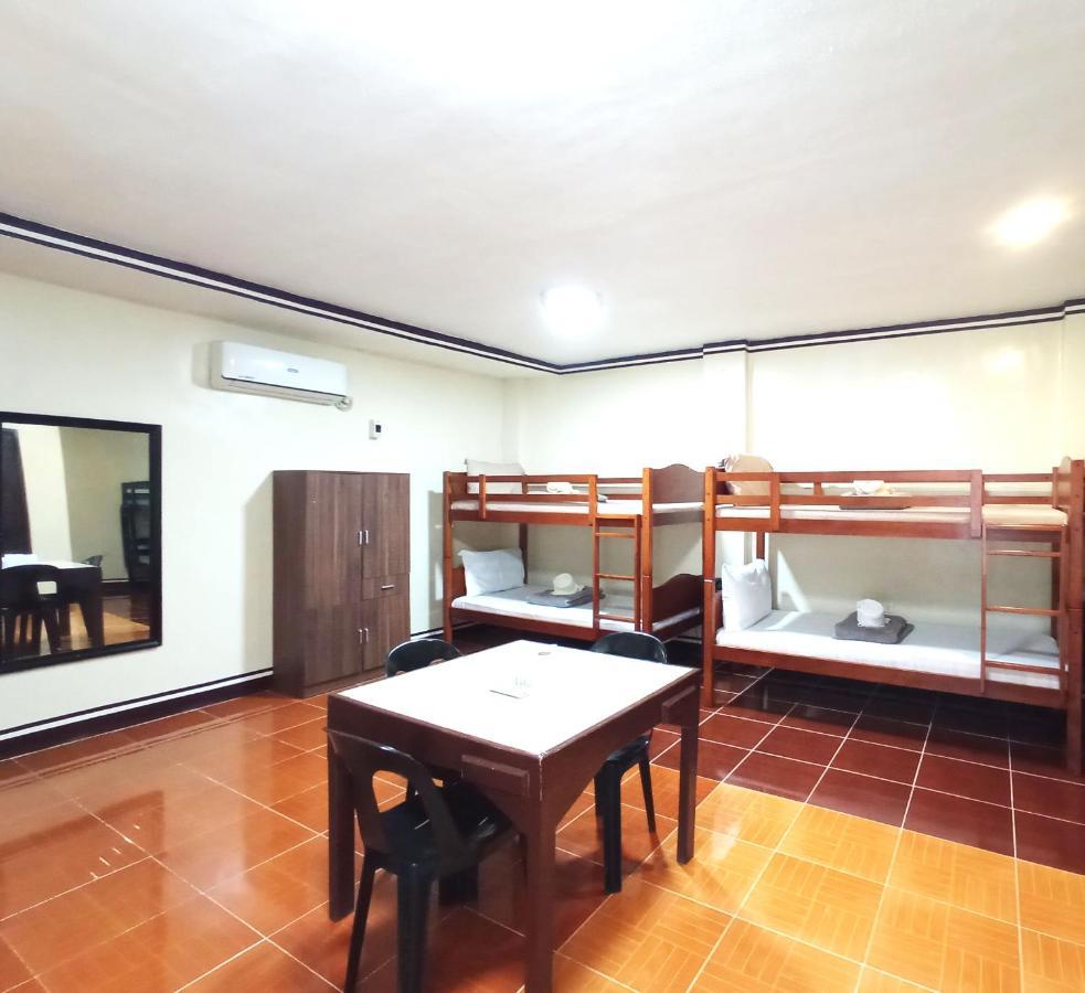 B&J Guesthouse And Tours Tagbilaran City Bagian luar foto