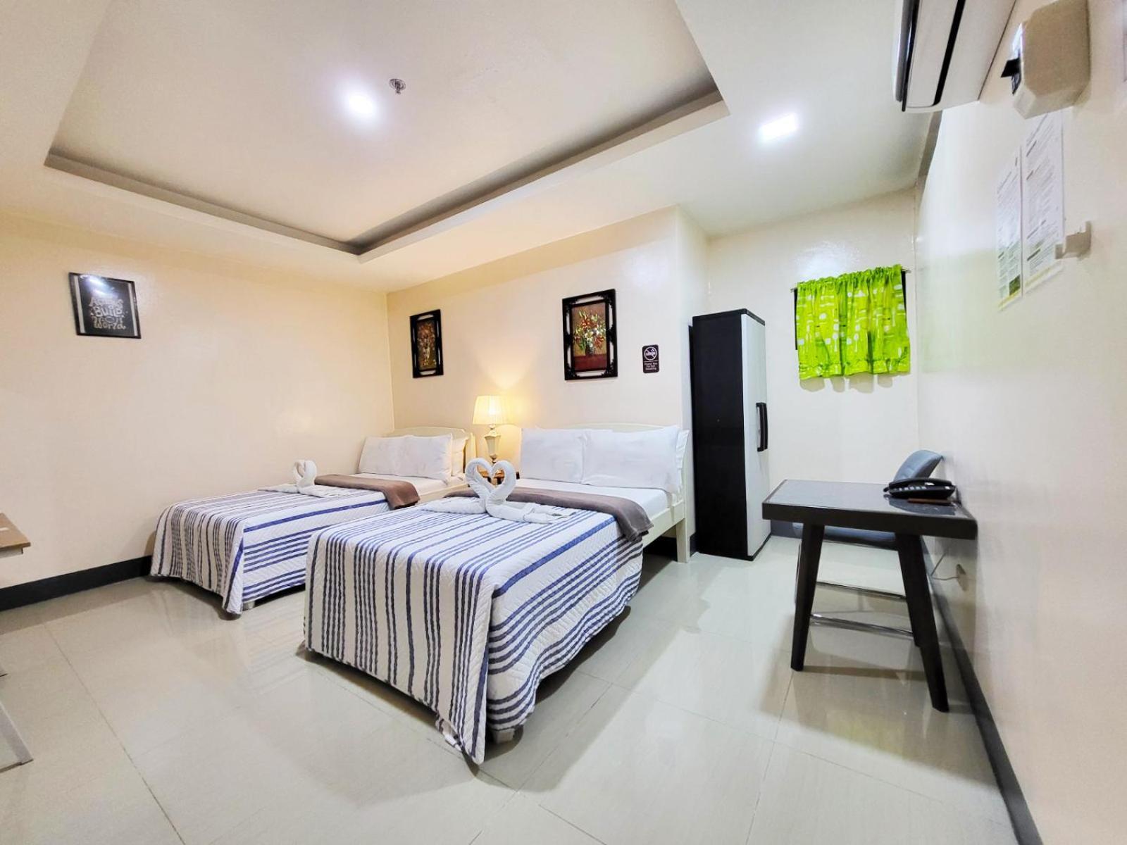 B&J Guesthouse And Tours Tagbilaran City Bagian luar foto